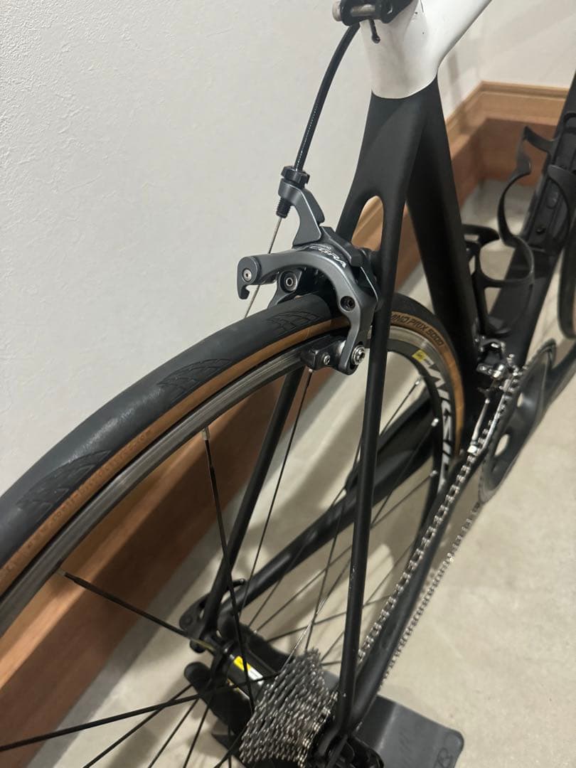 自転車本体 CERVELO R3
