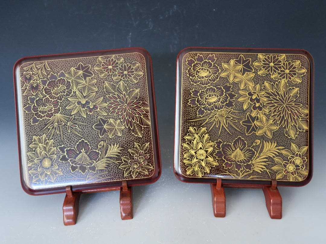 【輪島塗】溜塗 四季草花沈金 二段重 二セット ※底名あり 内朱塗 天然木 共箱