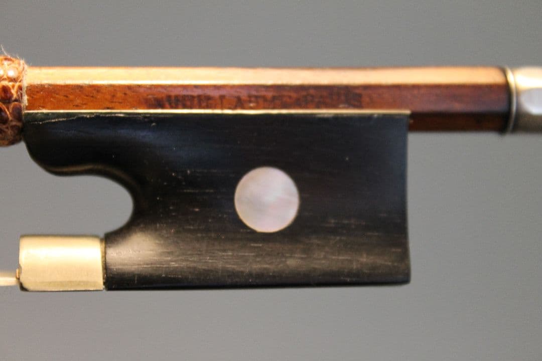 VUILLAUME A PARIS印vn弓　細身の瞬発・伝播力　繊細なタッチ