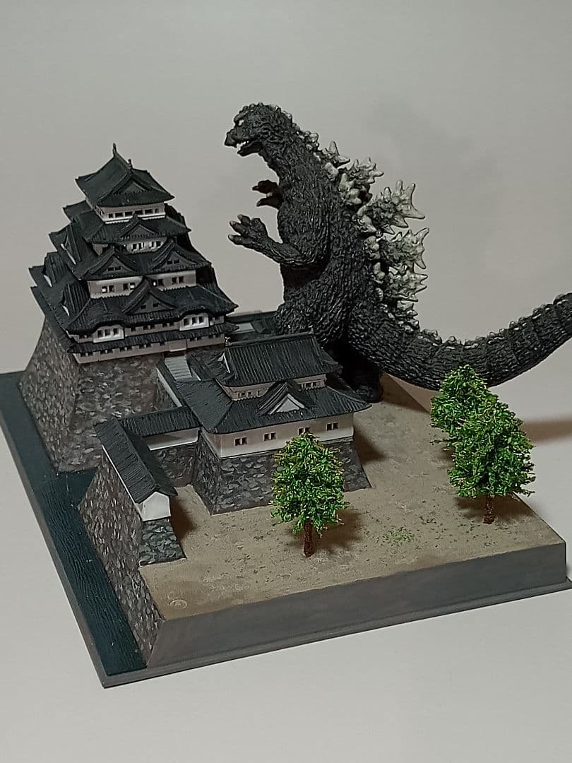 【しょうこ】ゴジラ1964　名古屋城急襲ミニジオラマセット