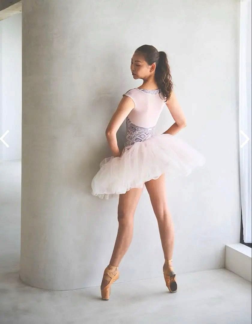 新品・未使用　stina バタフライ　サイズS