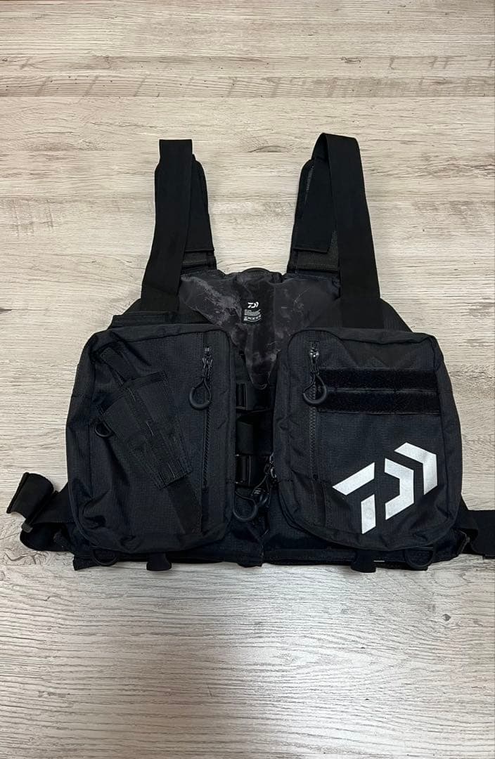 Daiwa フィッシングベスト ブラック フリーサイズ