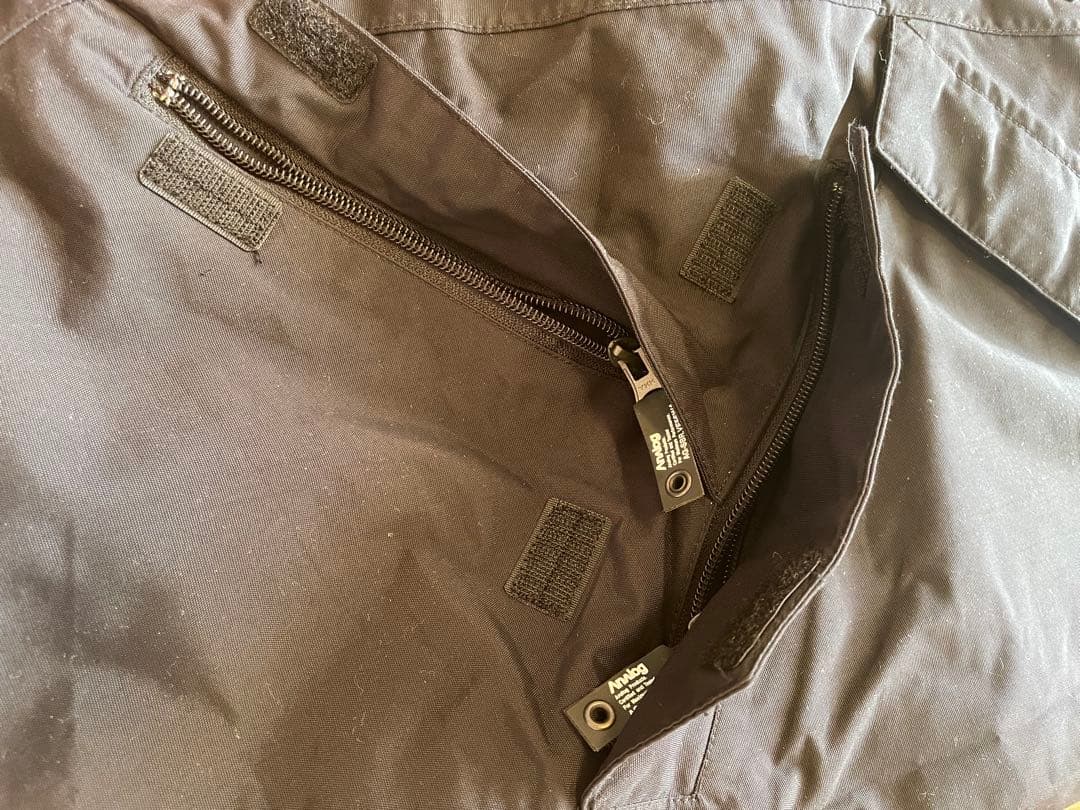 BURTON ANALOG / バートン アナログ　スノボ　パンツ　Lサイズ　黒