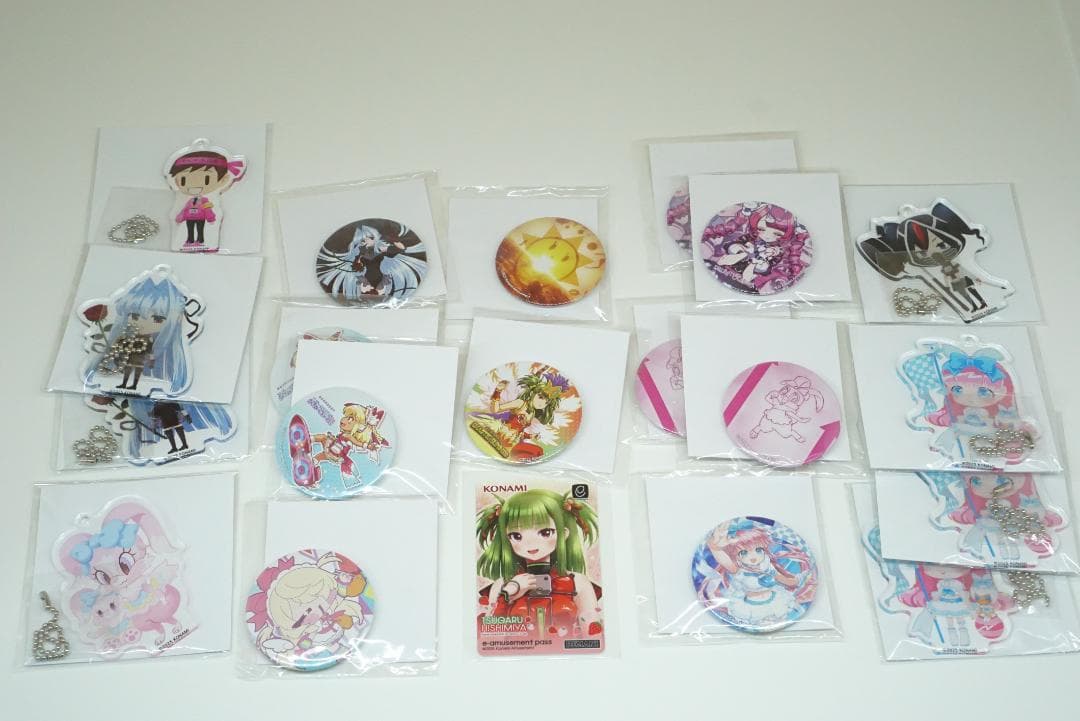ツガル e-amusement pass　他缶バッジ、アクリルキーホルダーまとめ