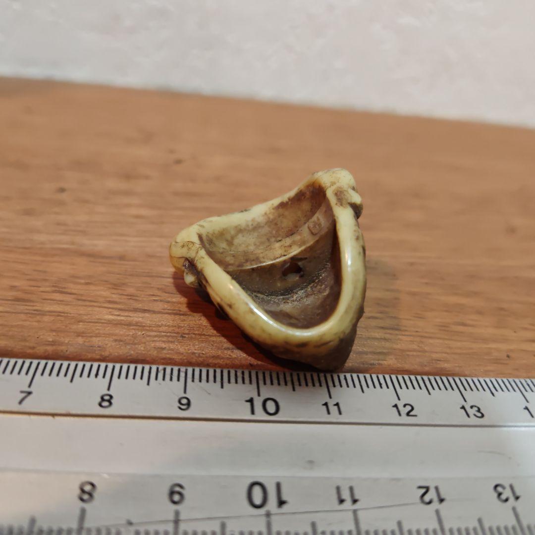 時代提物 七福神面根付 天然素材 在銘玉民【恵比寿様】高さ約3.4cm重さ約8ｇ