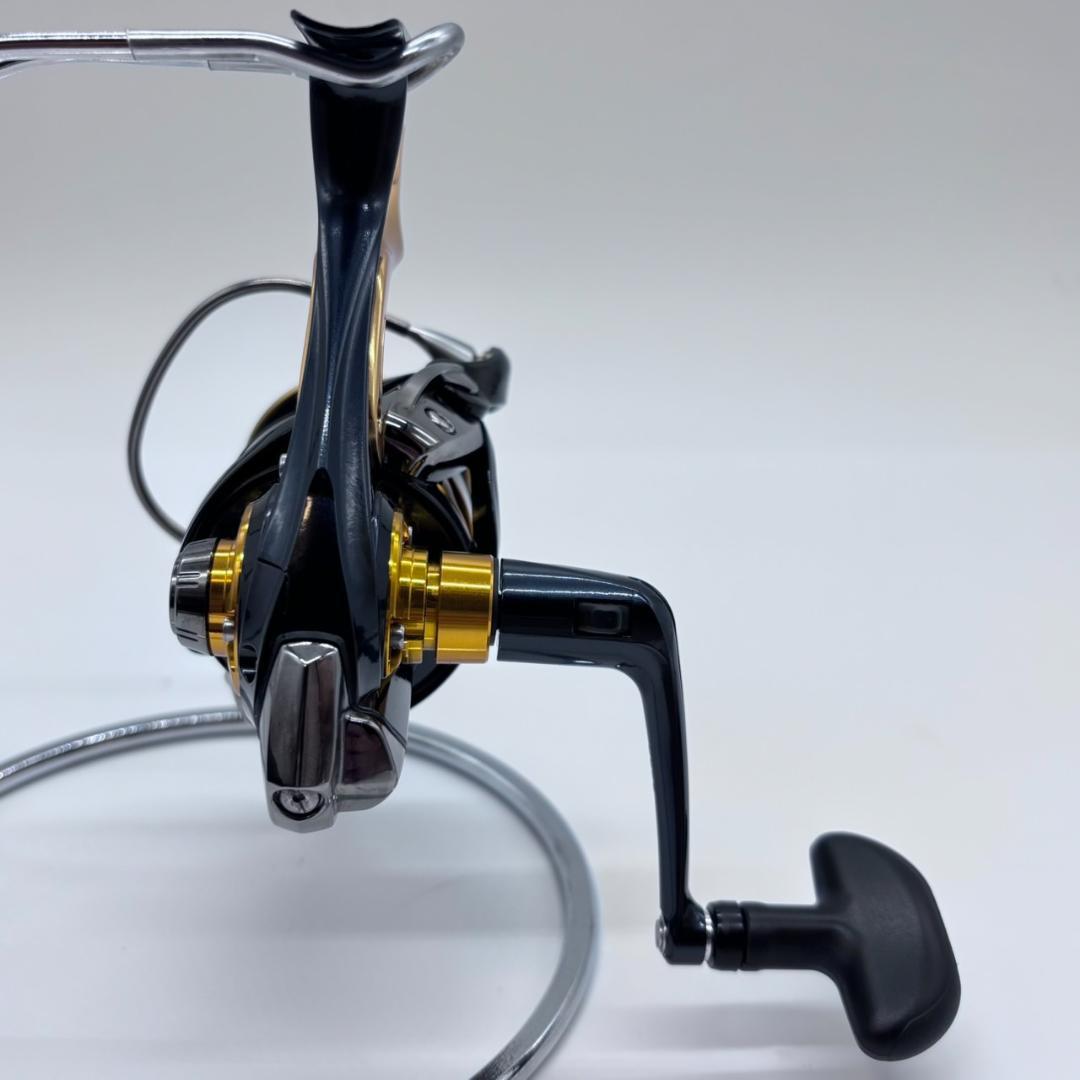 未使用 DAIWA 15トーナメントISO 2500SH-LBD 055466