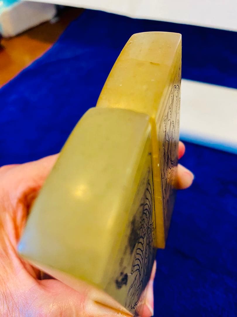 中国美術品寿山石田黄石凍石印章2点セット289 g TA1152。