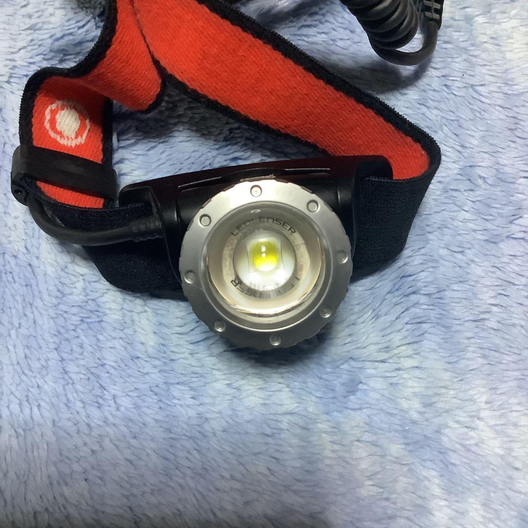 LEDLENSER　H8R ヘッドライト　レッドレンザー