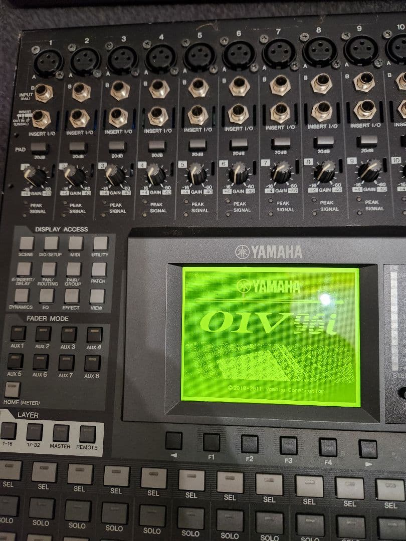 YAMAHA O1V96 デジタルミキサー　専用ハードケース付 / 動作品