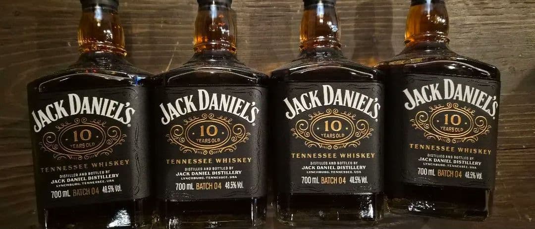 Jack Daniel's10年 限定ウイスキー700ml 4本セット特別版