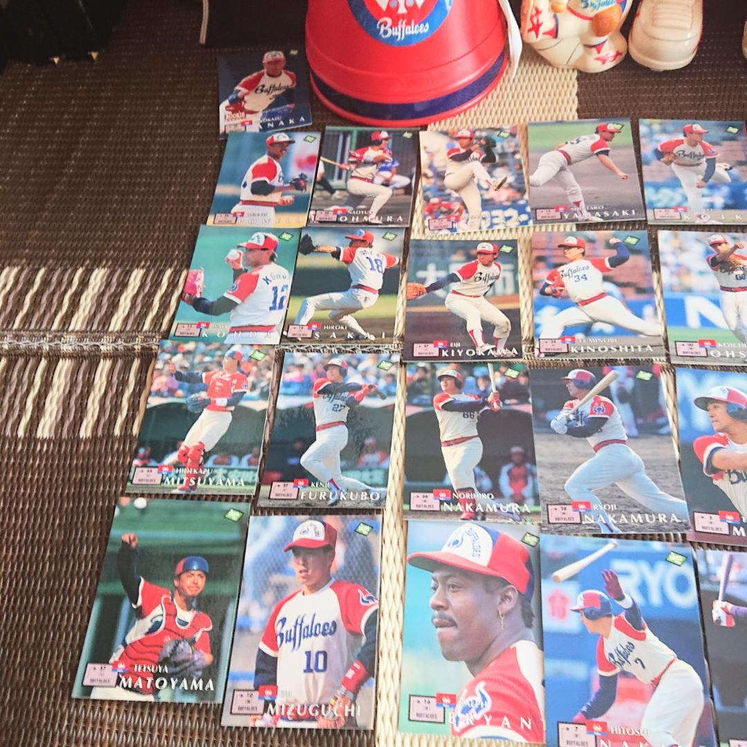 近鉄バファローズ（バッファーくん人形・貯金箱・キャップ・カード）