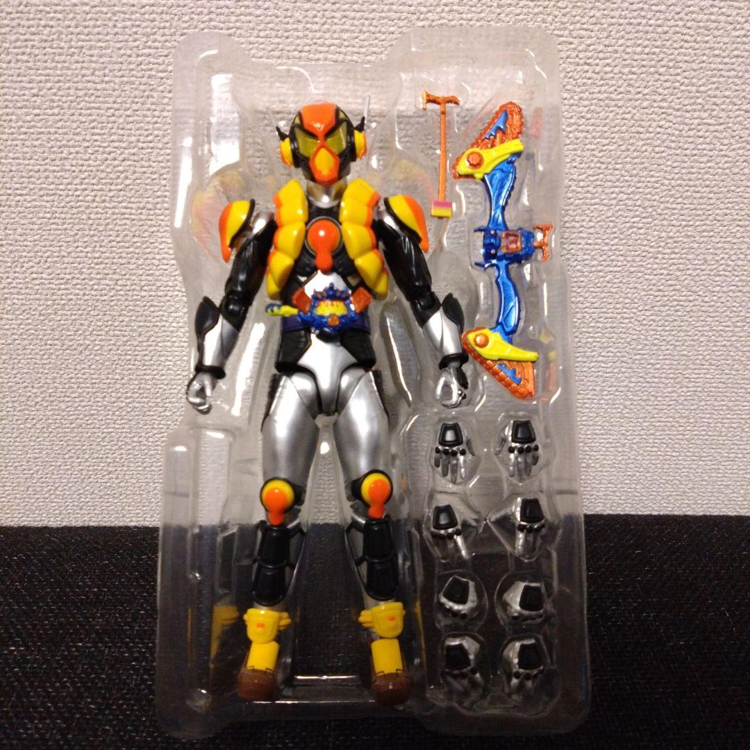 s.h figures 仮面ライダーヴァレン・ヴラム セット