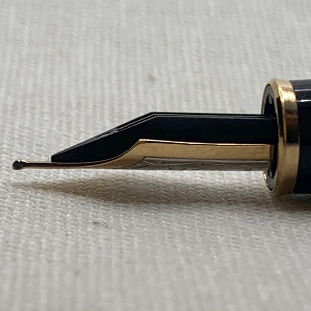 モンブラン　マイスターシュテュック144 中白 万年筆 字幅F