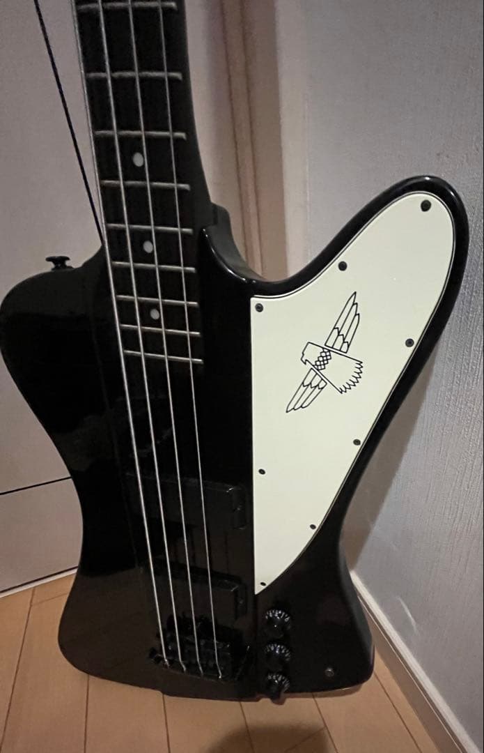 Epiphone Thunderbird ブラックエレキベース