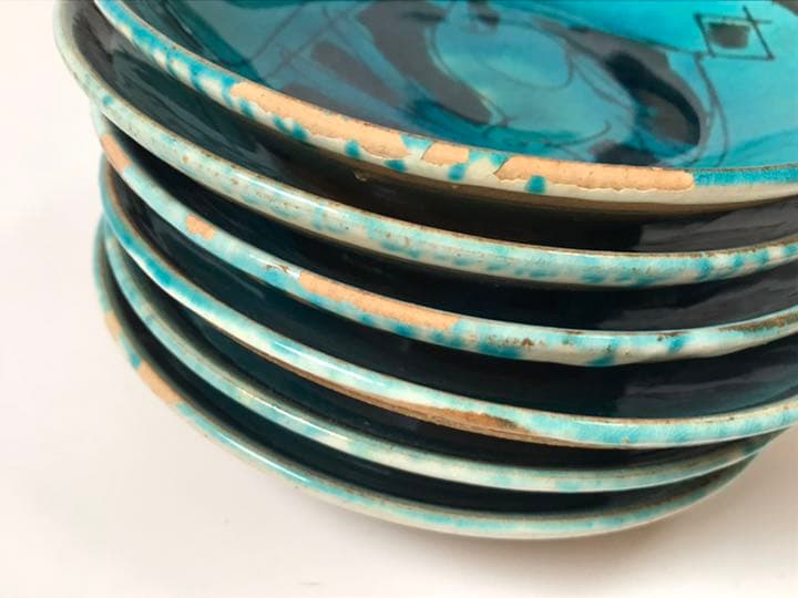 作家物　人間国宝　加藤土師萌　青釉　兎文　卯年　五寸皿　銘々皿　丸皿