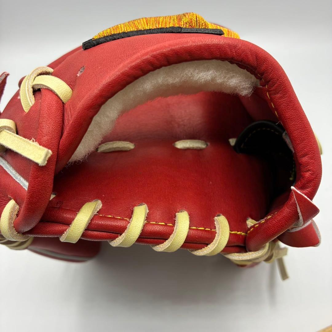 ミズノプロClassic 軟式グローブ内野手用　右投　新品　1AJGR30033