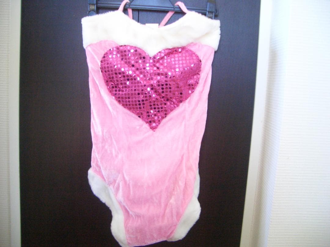 ピンク　バニーガール　衣装　11人分セット　うさ耳・チョーカー・アームバンド付