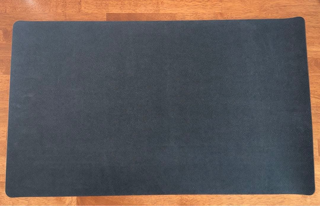 神碑の泉　公式アジアプレイマット