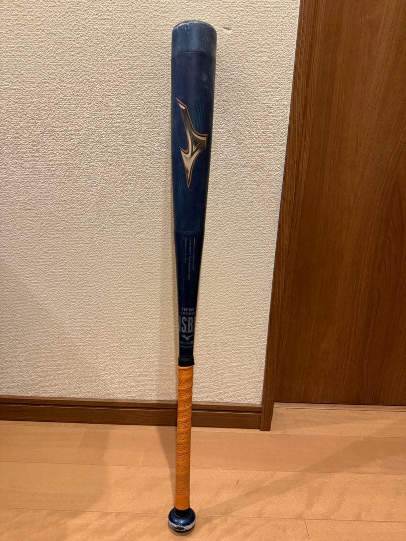 ぽょ☆　ミズノ BEYONOMAX LEGACY 軟式少年用