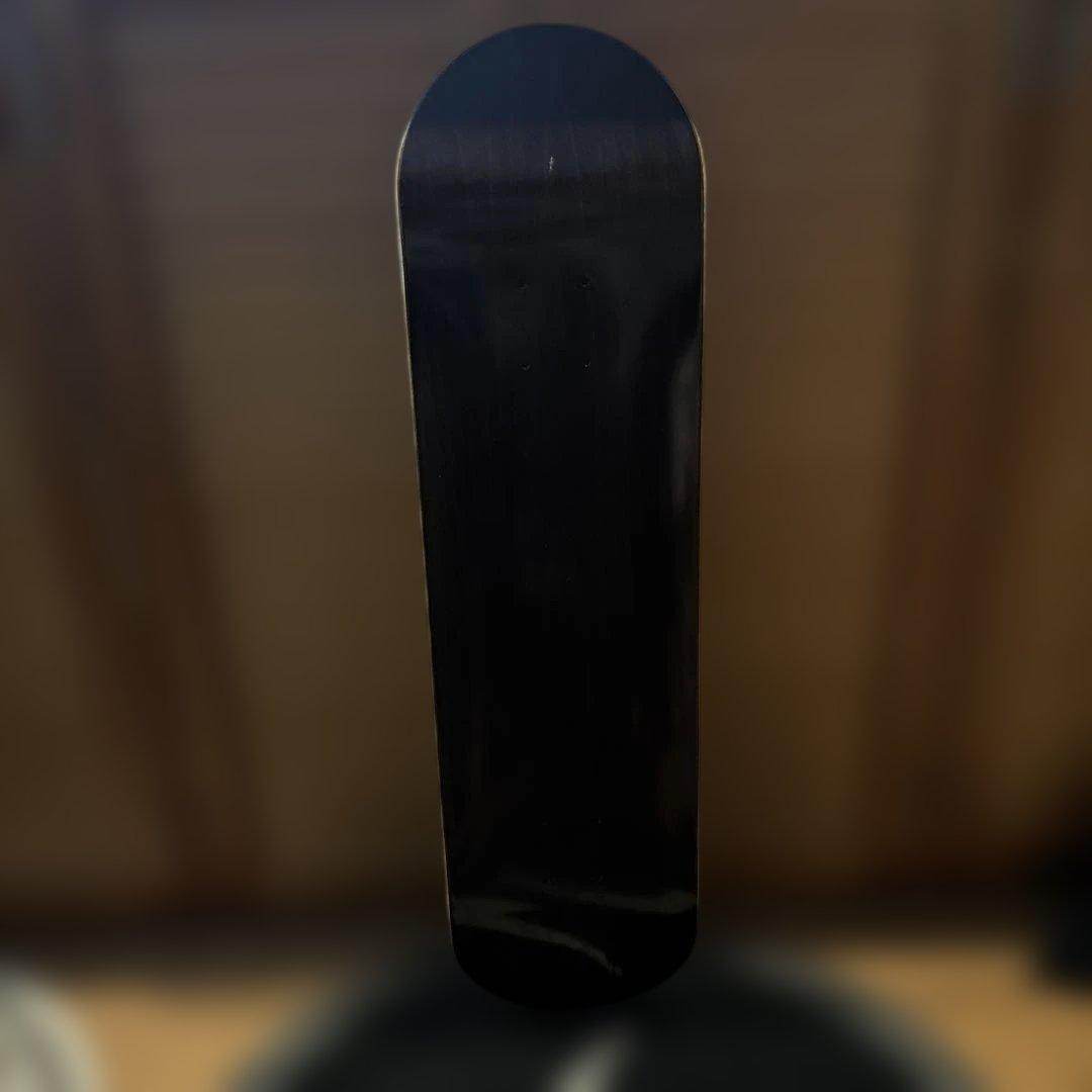 天童木工 x サスクワッチファブリックス スケートボード