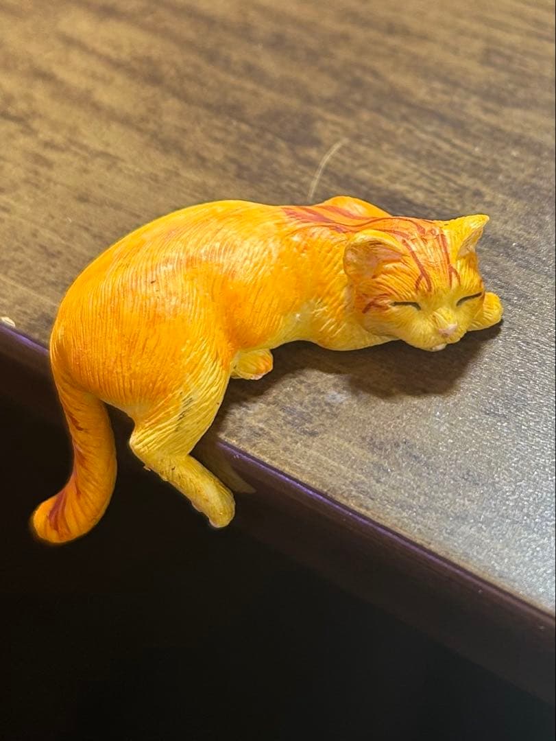 希少 猫 フィギュアと小物セット レア 鑑賞 ガチャ コレクション