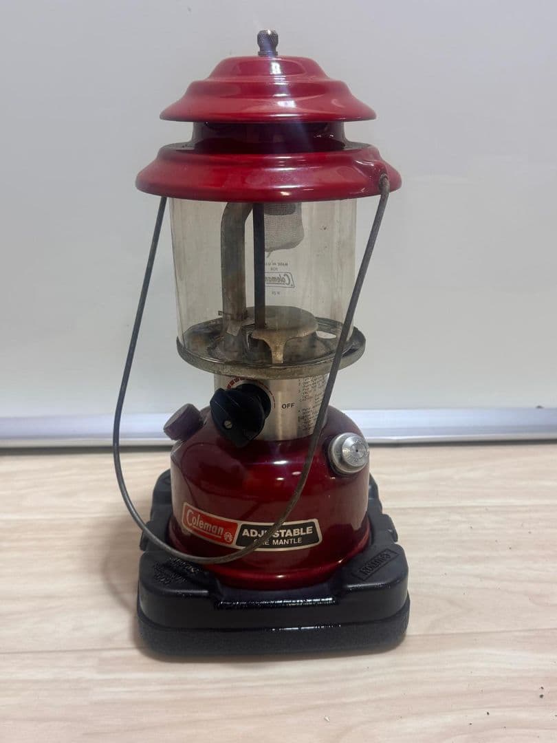 Coleman ランタン 赤 キャリーケース付き