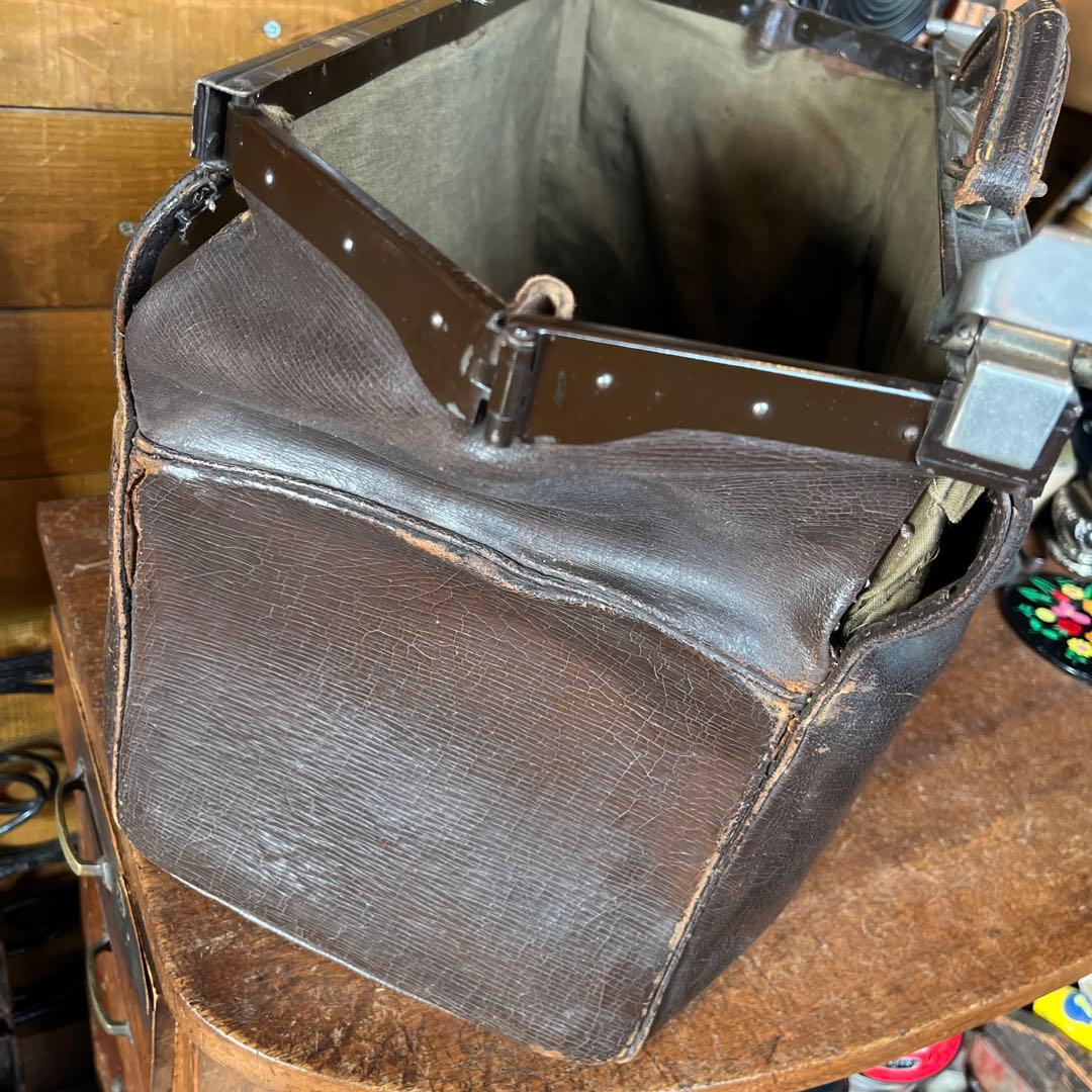 ヴィンテージ　レザードクターバッグ
