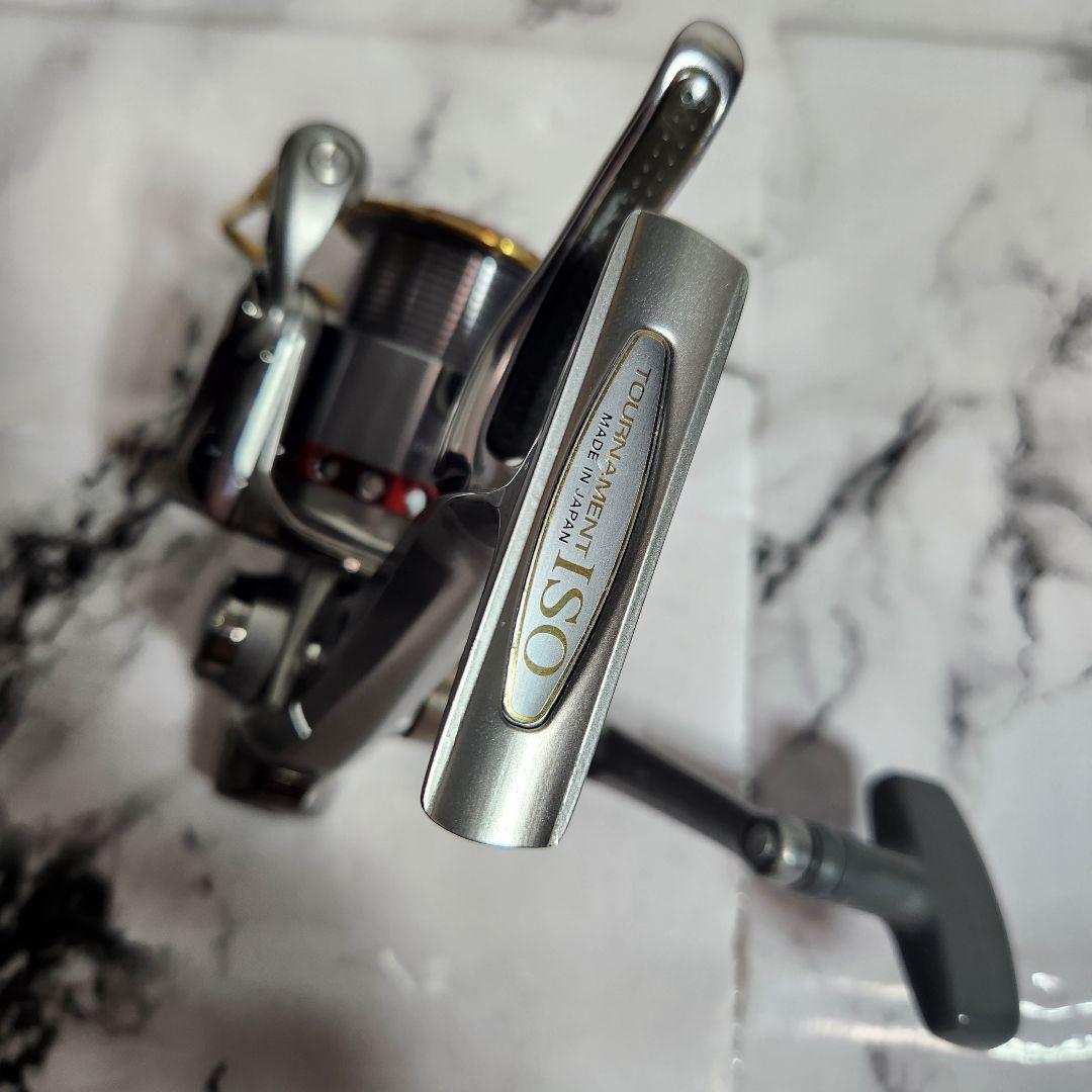 リール Daiwa TOURNAMENT ISO Z2500LB AIRL