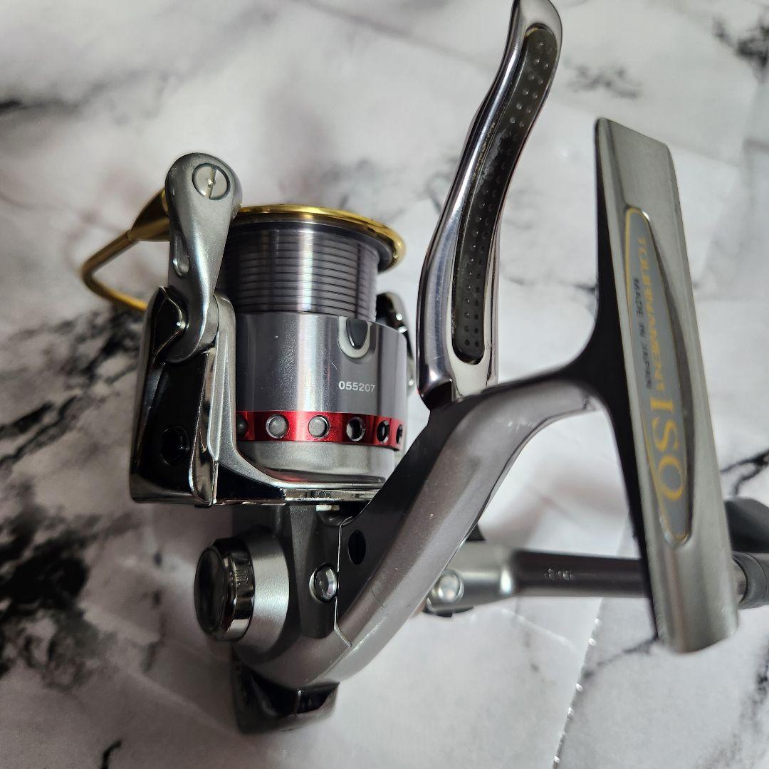 リール Daiwa TOURNAMENT ISO Z2500LB AIRL