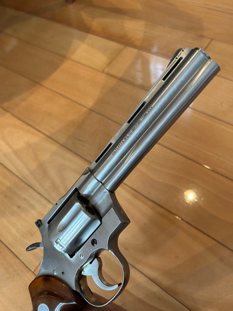 コクサイ　コルトパイソン　金属モデルガン　6インチモデル
