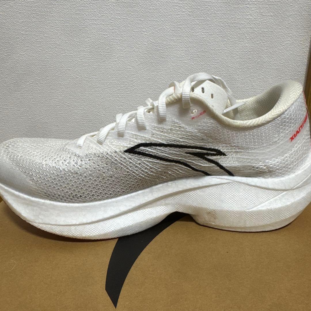 Anta 安踏ランニングシューズ c202 6代 26.5cm相当