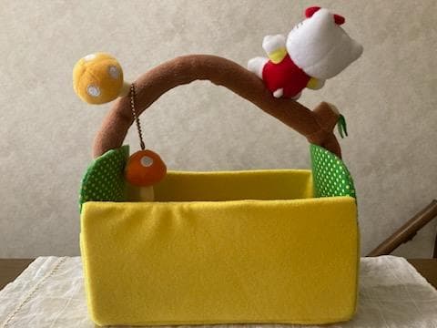 【希少】2003 サンリオ ハローキティ ハンドル付き 収納箱 黄色×緑