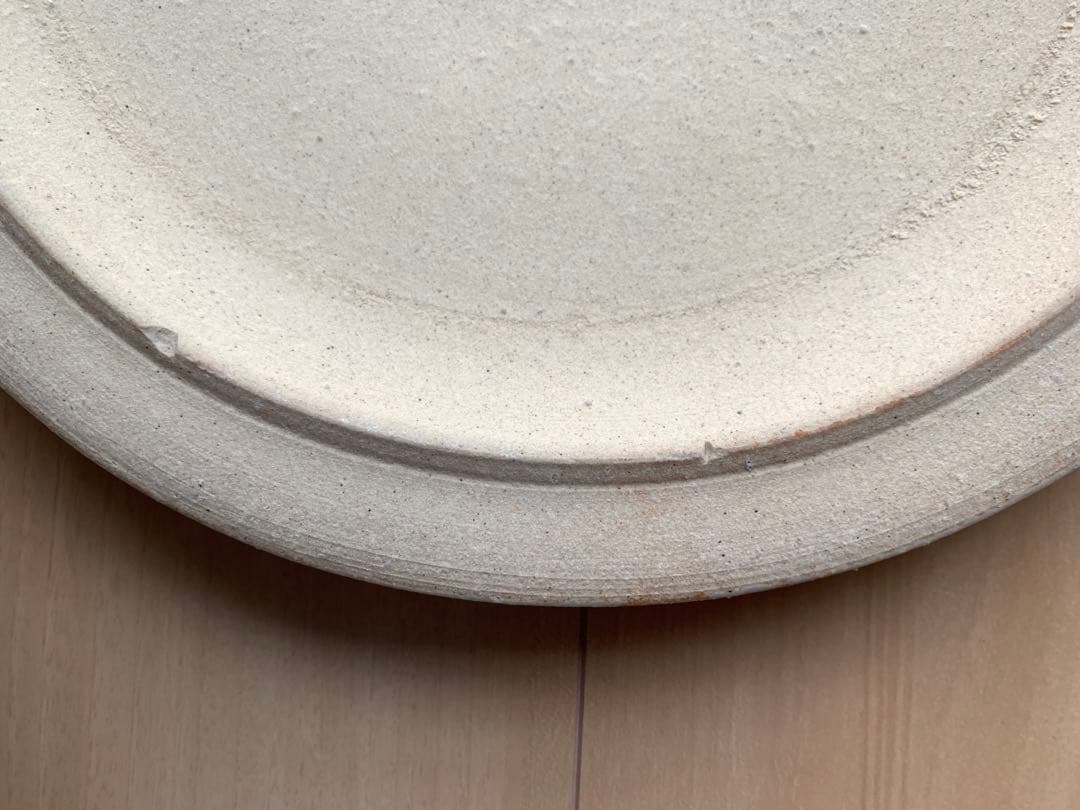 マ*ル様 円形蓋付き陶器 緑色模様