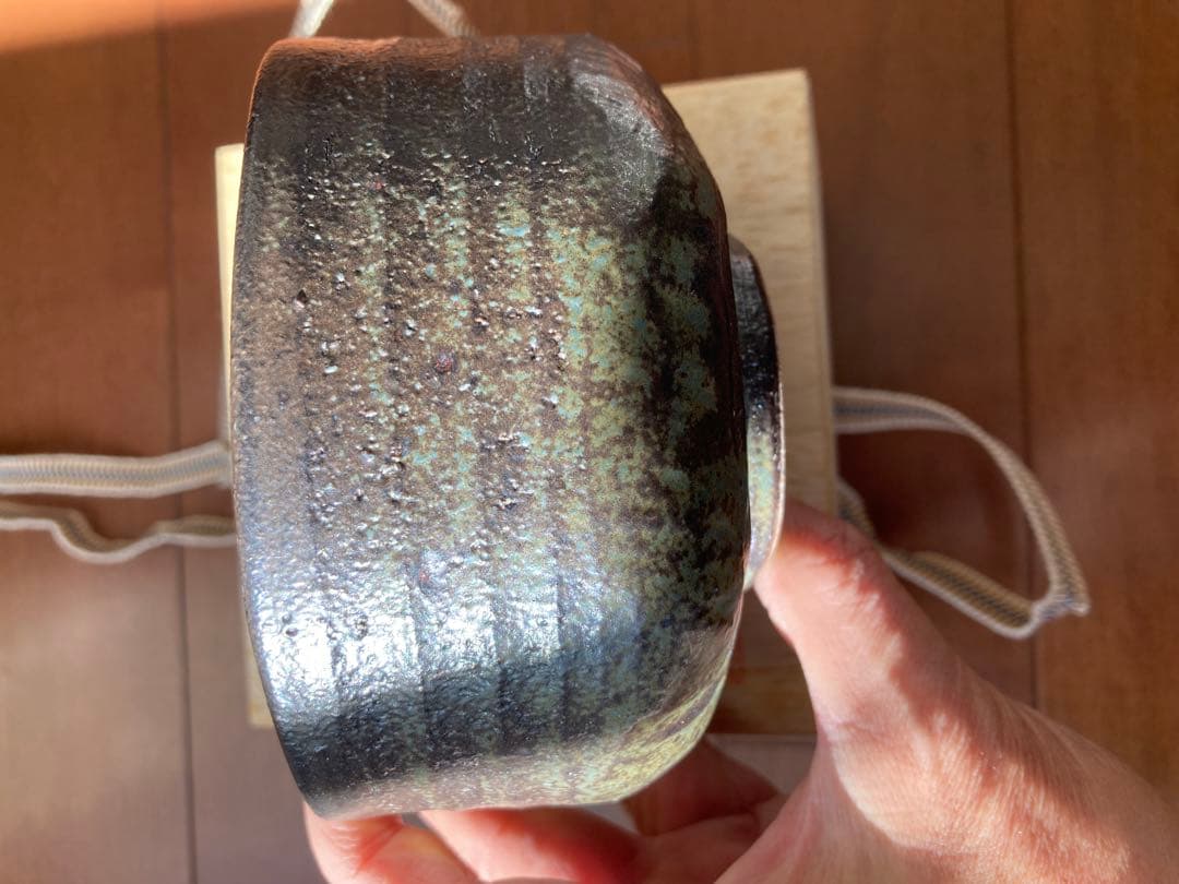 九谷焼　金箔梅抹茶碗 光陽窯　山田登陽志作　木箱付き