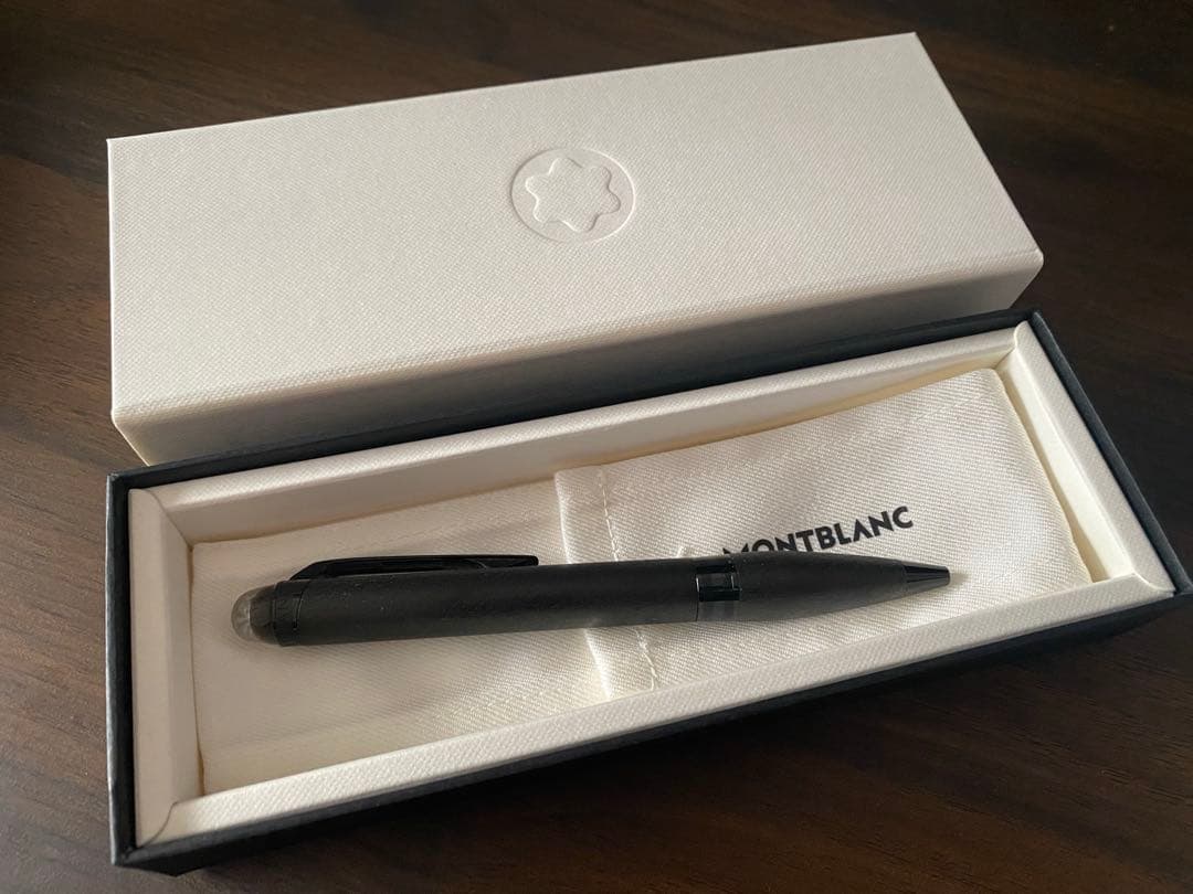 モンブラン　ブラックコスモス　メタル　ボールペン