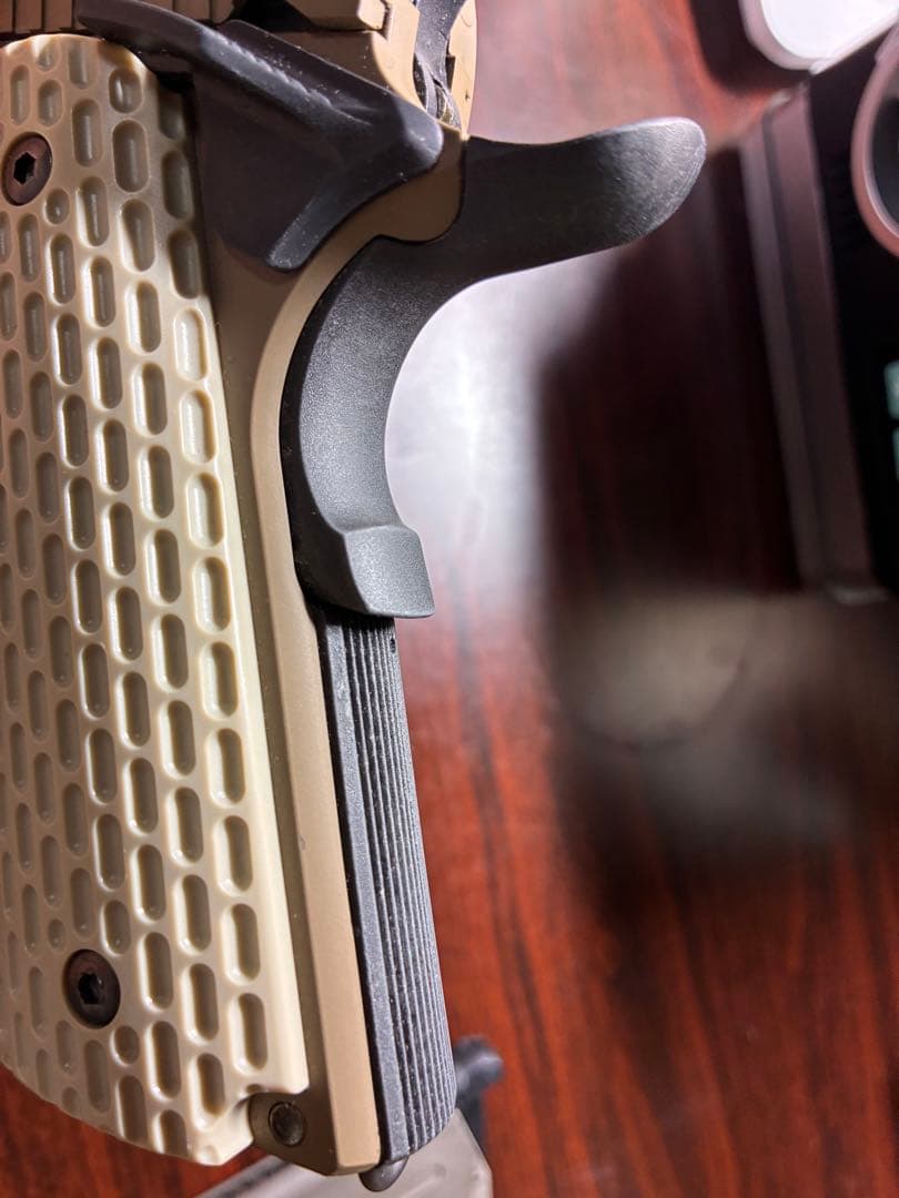 東京マルイガスブローバック、デザートウォーリア4.3