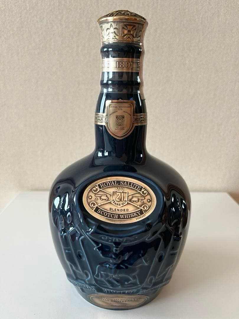 【未開栓】  SALUTE ロイヤルサルート　21年 青