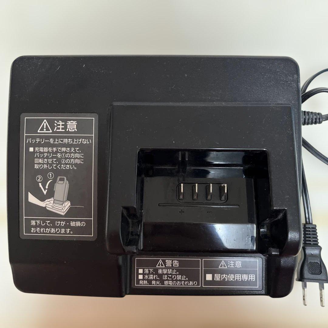 Panasonic 電動自転車用バッテリー充電器 NKJ069Z1