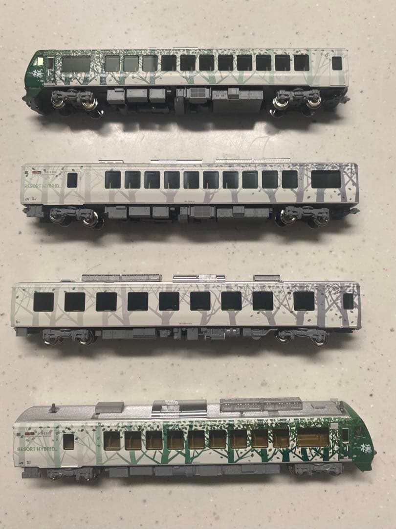 KATO製　10-1463 HB-E300系リゾートしらかみ（橅編成）4両セット
