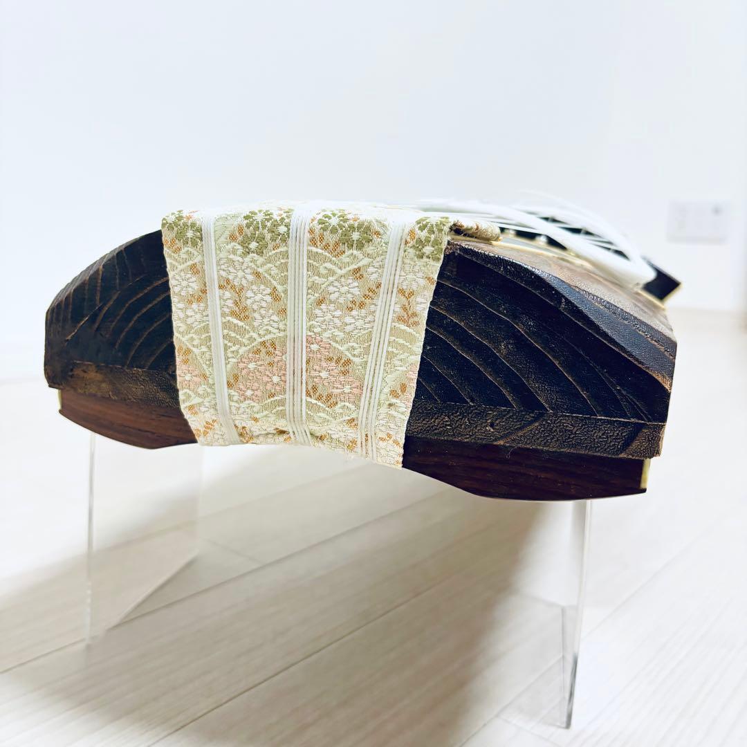箏　13弦　すだれ彫り　和楽器　並甲 金蒔絵　上角