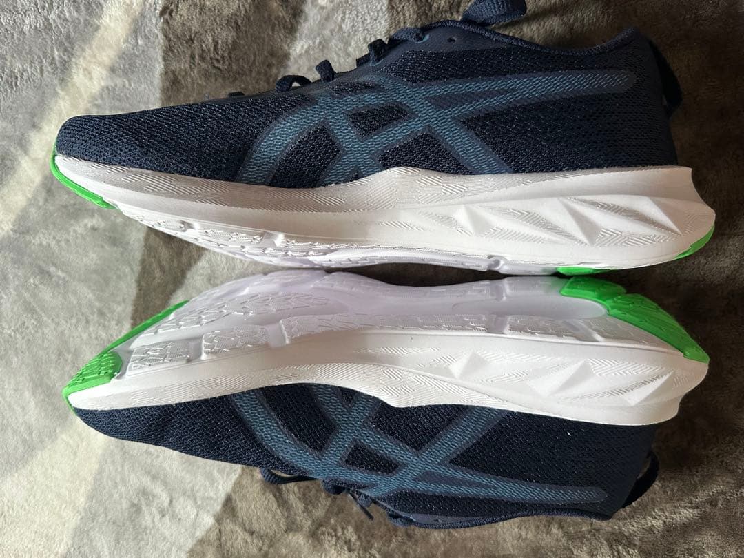 asics ランニングシューズ