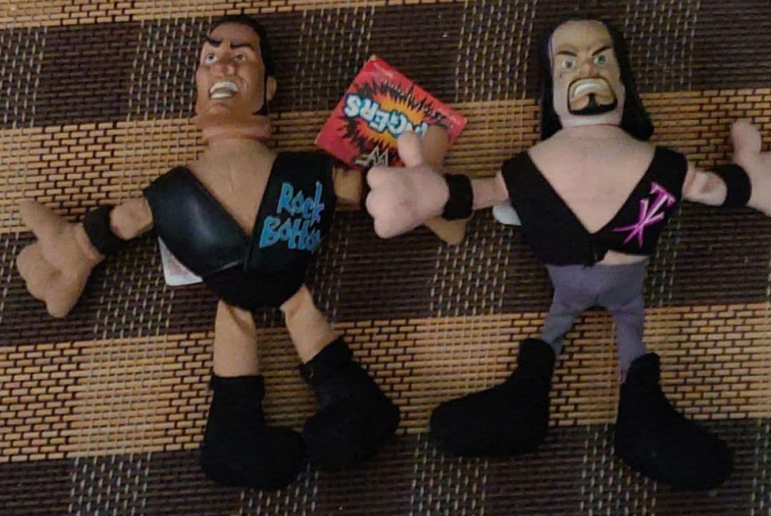 WWE フィギュア&ぬいぐるみ