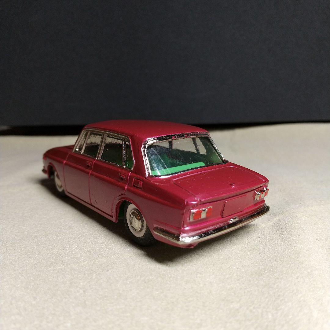 大盛屋　マツダ・ルーチェ