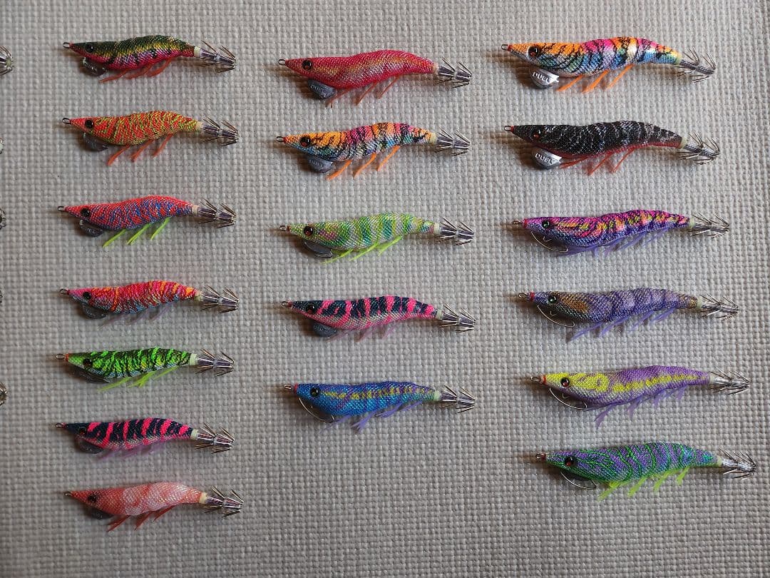 ダイワ　エメラルダス　エギ番長　シマノ　フラッシュブースト　デュエル　パタパタ