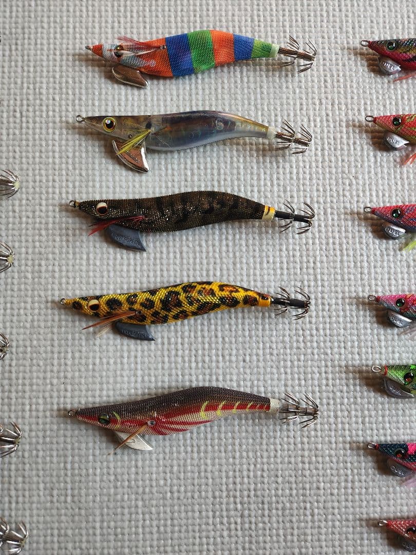 ダイワ　エメラルダス　エギ番長　シマノ　フラッシュブースト　デュエル　パタパタ