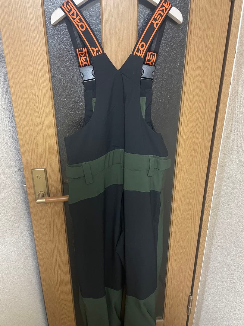 OAKLEY サスペンダー付きスノーボードパンツ XS/JPN S