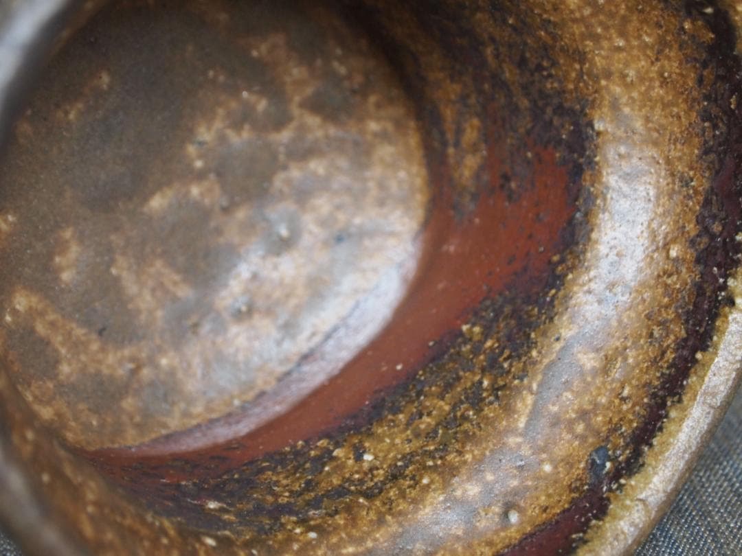 M☆N★隠崎隆一【師：伊勢崎淳】★備前≪窯変≫茶碗★共箱・布 ・栞★黒田陶