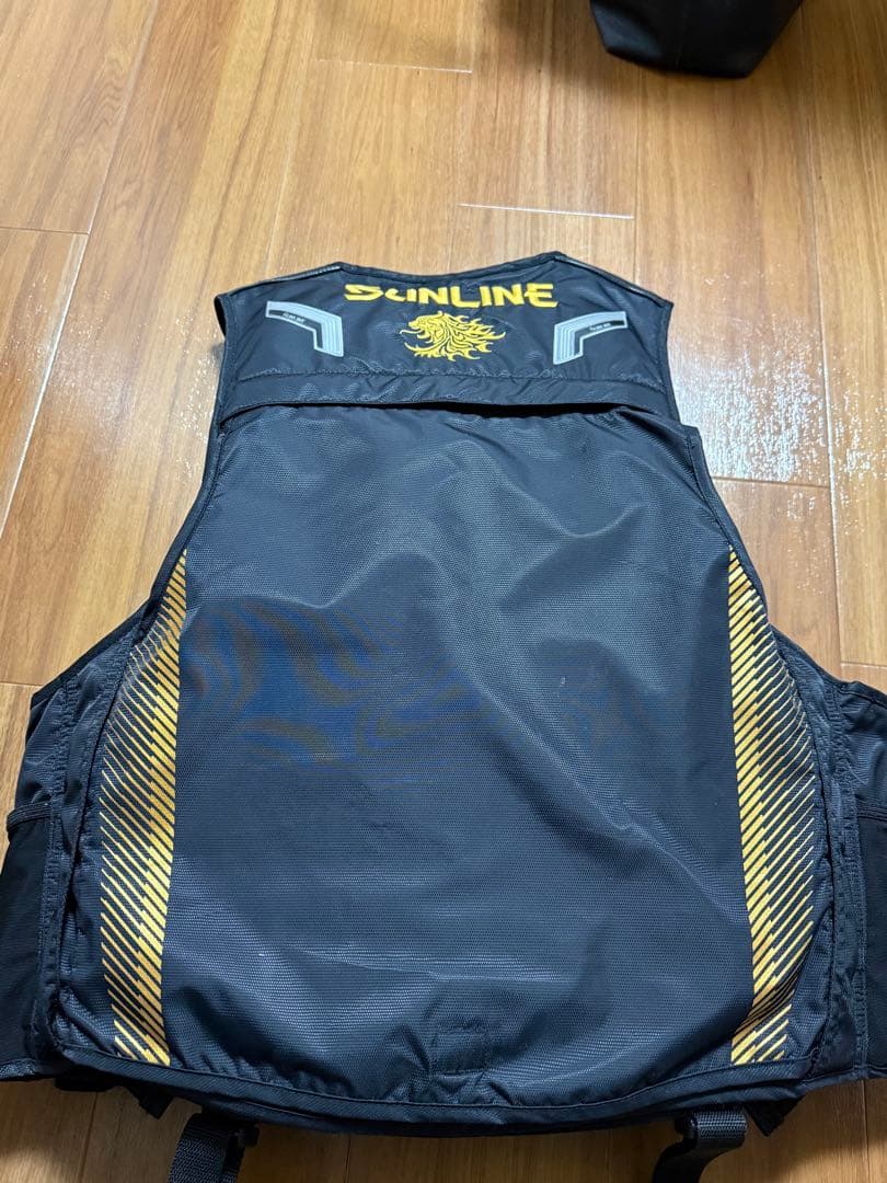 SUNLINE ライフジャケット Mサイズ 黒
