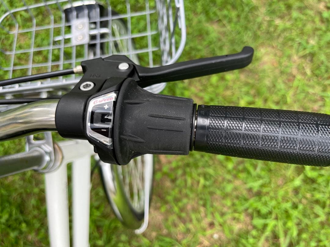 【超美品！】自転車　3段変速機付き　27インチ　ホワイト