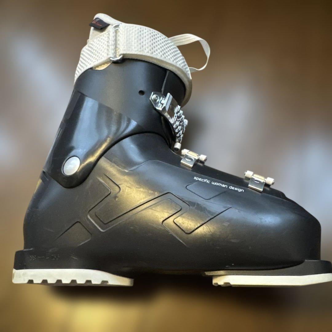 ROSSIGNOL 女性スキーブーツ KELIA 50 軽量・幅広 25.5cm